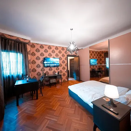 Theflorentine بوخارست